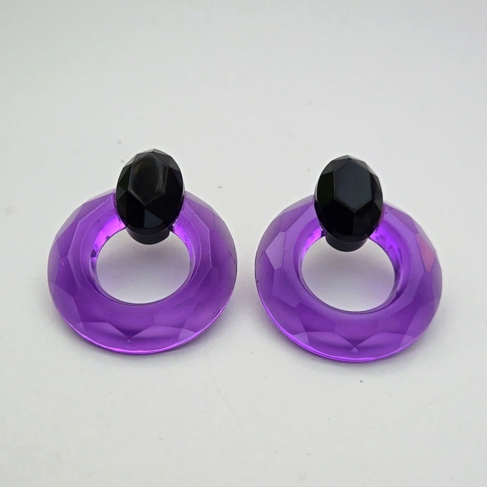 Vintage Avon Purple and Black Round Acrylic Earrings